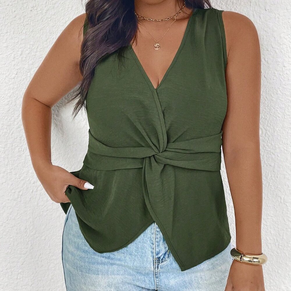 Green Casual Women's Plus Size Elegant Sleeveless Twist Knot Shirt Vest - Picture 5 of 8
